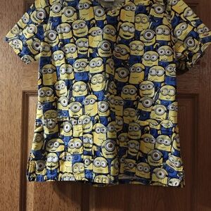 Women's Despicable Me Minions Scrub Top Size Medium